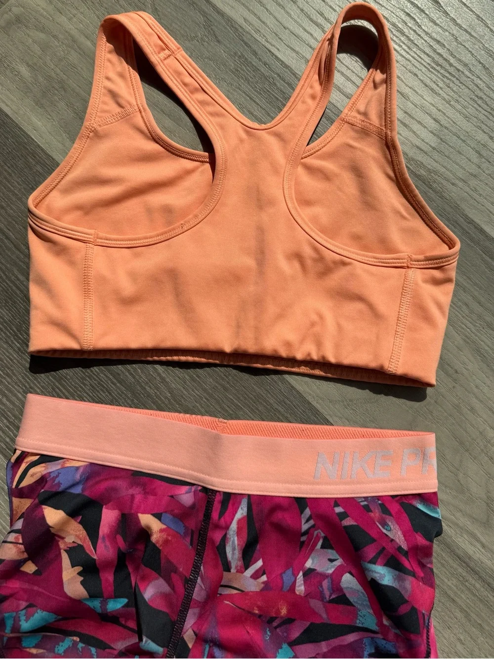EUC Nike Dri-FIT Sports Bra and Matching Spandex Shorts, 2.5” inseam